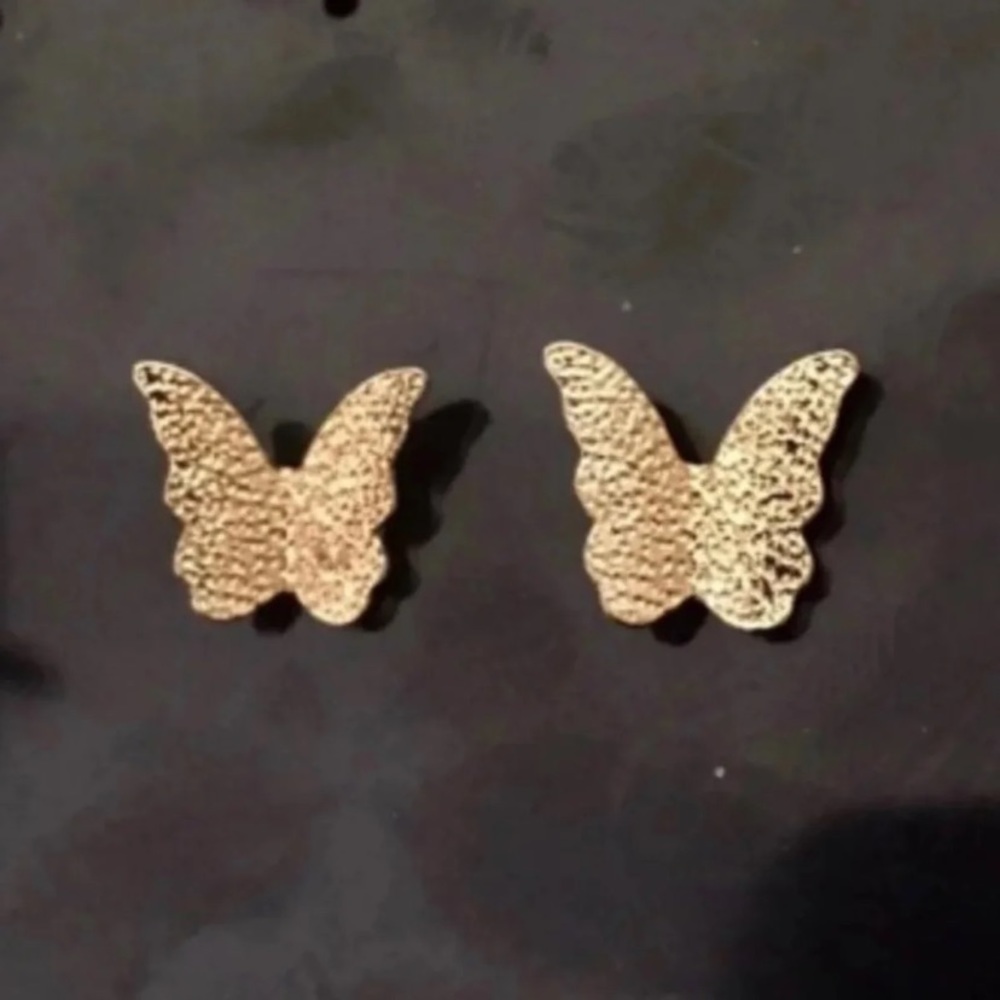 💗 Butterfly Gold Small Stud Earrings NEW